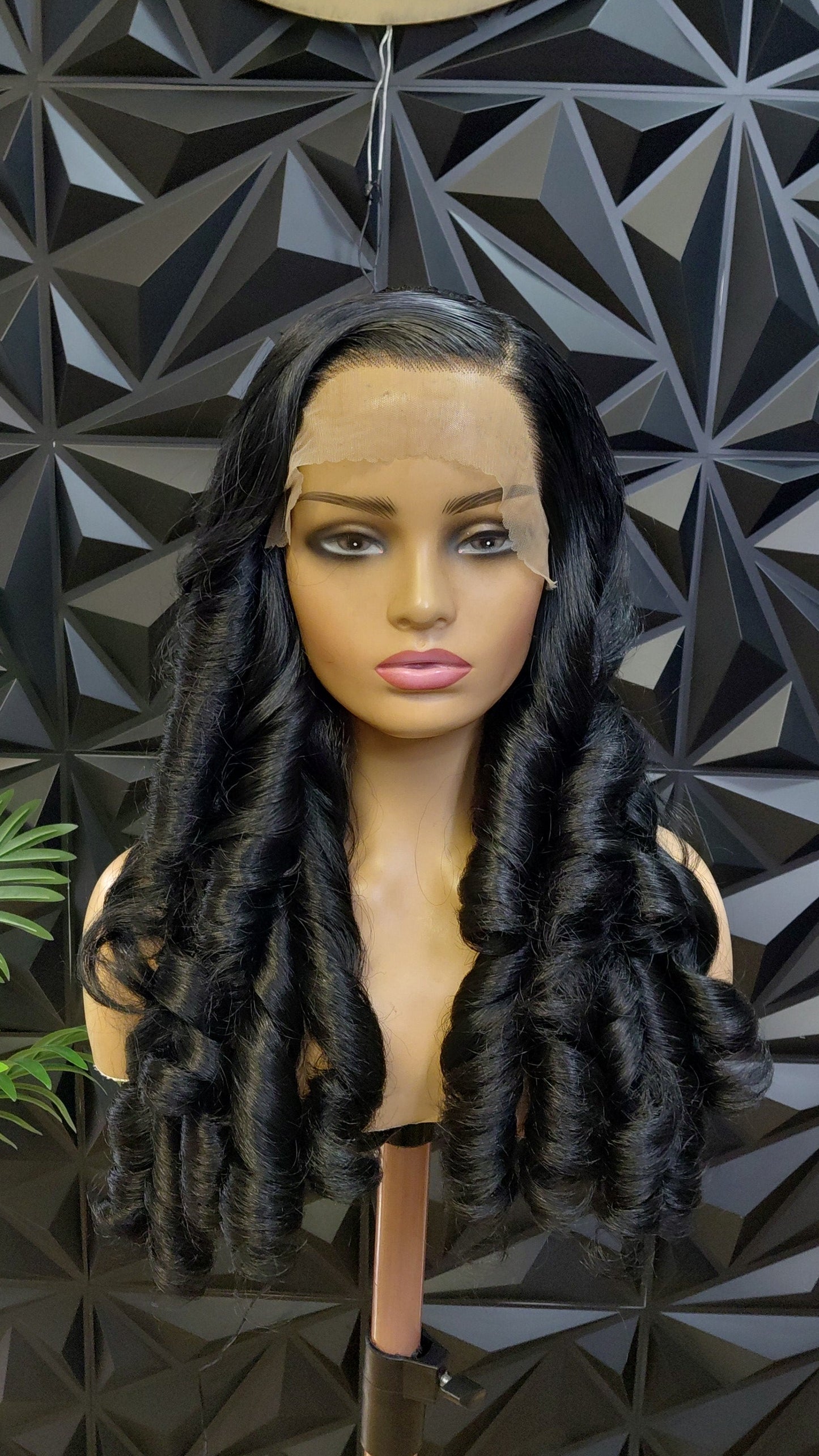Classic Luxe Bounce Wig