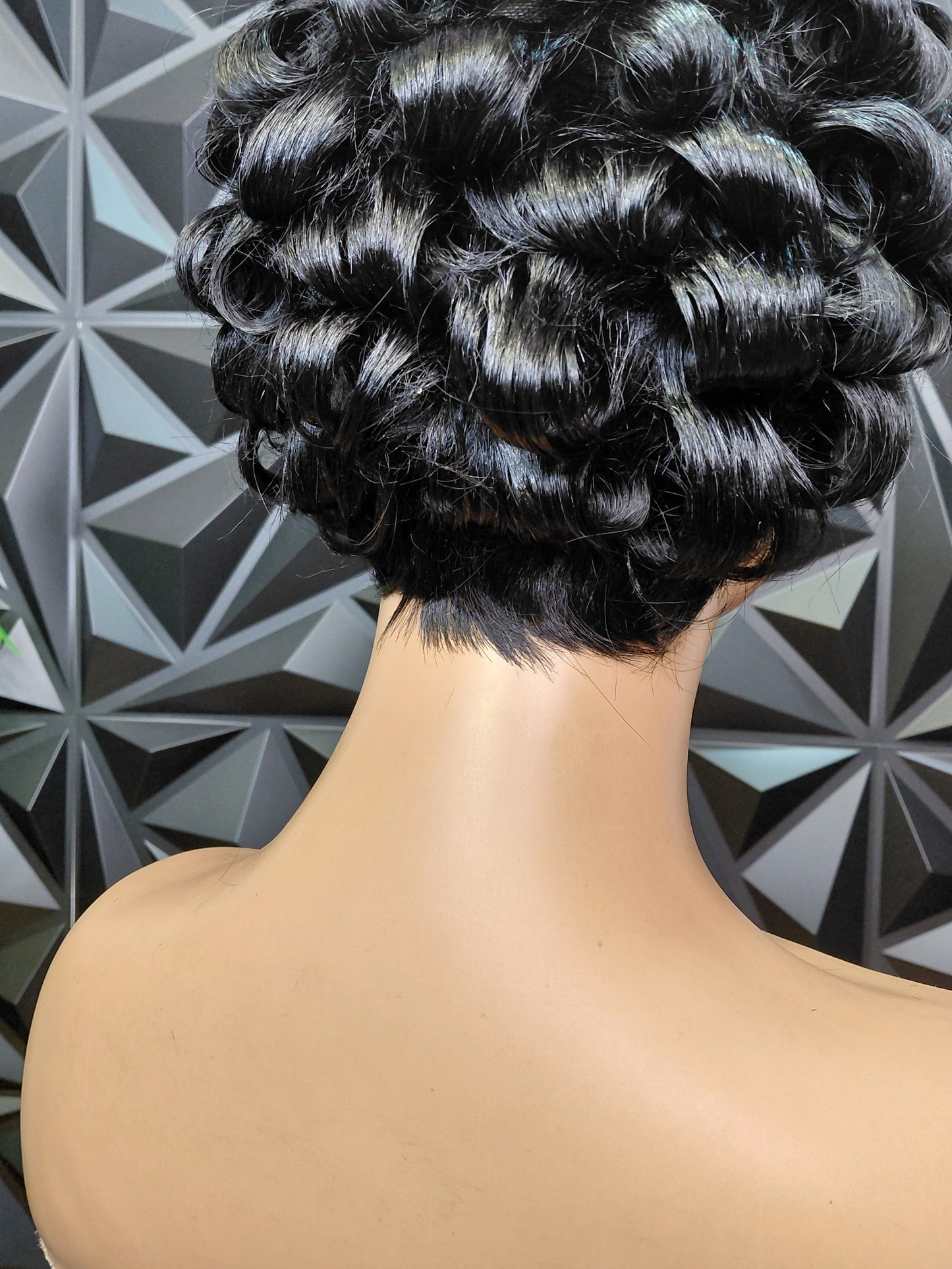 FHB Classic Curl Pixie Wig