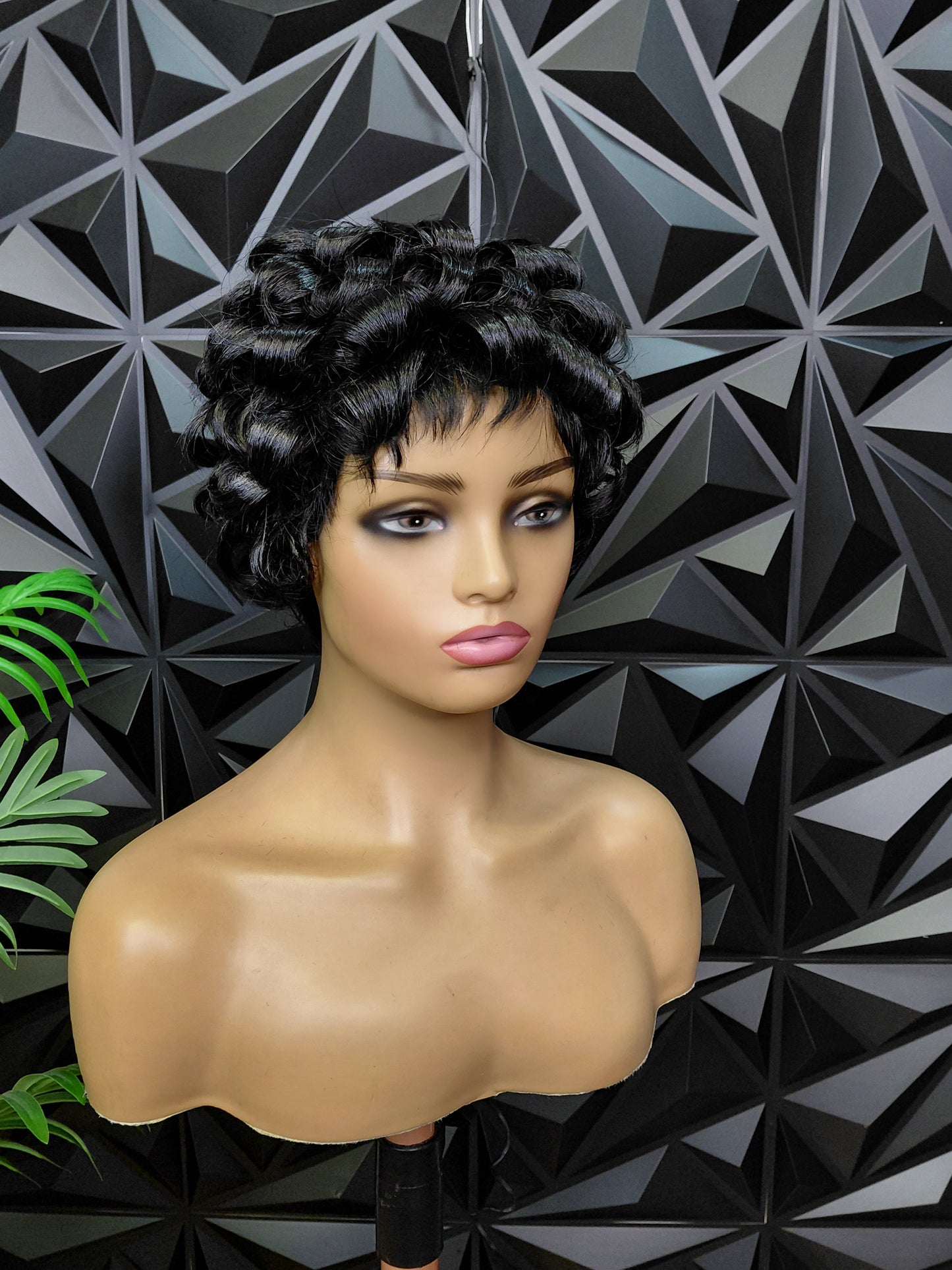 FHB Classic Curl Pixie Wig