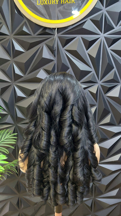 Classic Luxe Bounce Wig